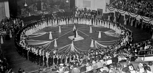 The debutante ball at Memorial Auditorium in Raleigh, 11 Sept. 1938. Courtesy of North Carolina Office of Archives and History, Raleigh.