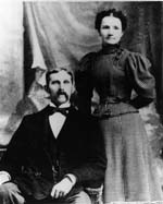 Julia and W.O. Wolfe in 1900. Image courtesy of the NC Office of Archives & History. 