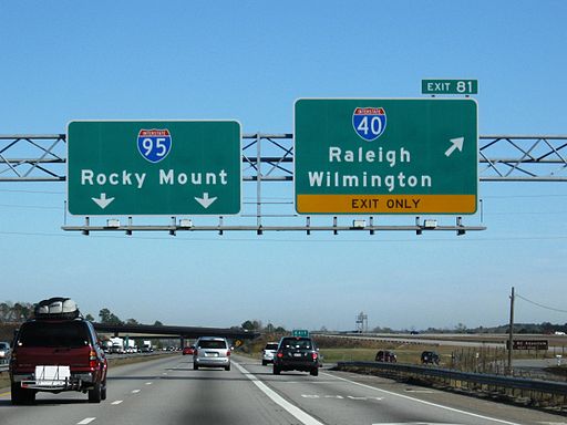 Photograph of the I-40 and I-95 interchange near Benson, N.C. From user Admiral capn on Wikimedia commons.