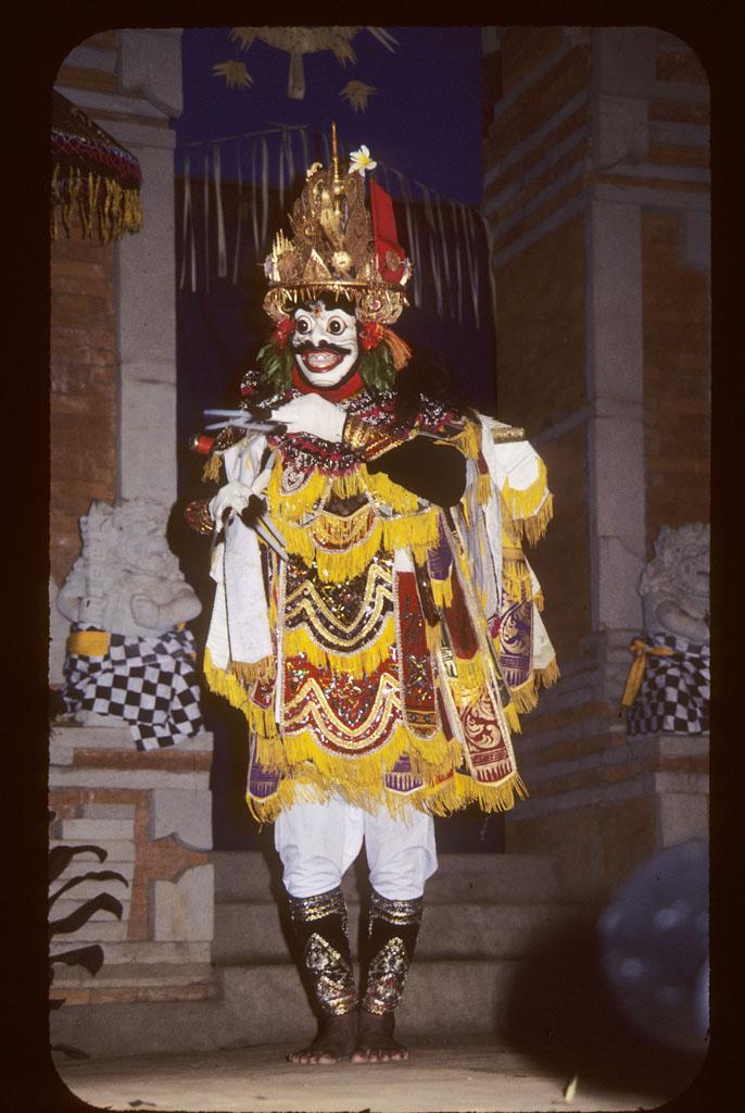 <img typeof="foaf:Image" src="http://statelibrarync.org/learnnc/sites/default/files/images/bali_241.jpg" width="686" height="1024" alt="Full front view of Balinese male masked dancer" title="Full front view of Balinese male masked dancer" /> <img typeof="foaf:Image" src="http://statelibrarync.org/learnnc/sites/default/files/images/bali_241.jpg" width="686" height="1024" alt="Full front view of Balinese male masked dancer" title="Full front view of Balinese male masked dancer" />