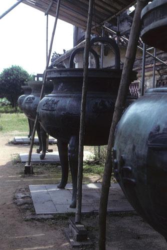 <img typeof="foaf:Image" src="http://statelibrarync.org/learnnc/sites/default/files/images/vietnam_094.jpg" width="333" height="500" /> <img typeof="foaf:Image" src="http://statelibrarync.org/learnnc/sites/default/files/images/vietnam_094.jpg" width="333" height="500" />