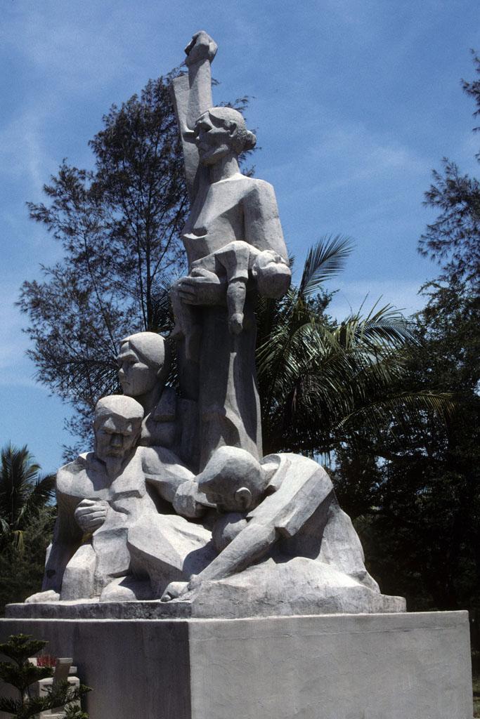<img typeof="foaf:Image" src="http://statelibrarync.org/learnnc/sites/default/files/images/vietnam_122.jpg" width="683" height="1024" alt="Stone statue memorial of Communist resistance to Vietnam War, Mai Lai" title="Stone statue memorial of Communist resistance to Vietnam War, Mai Lai" />