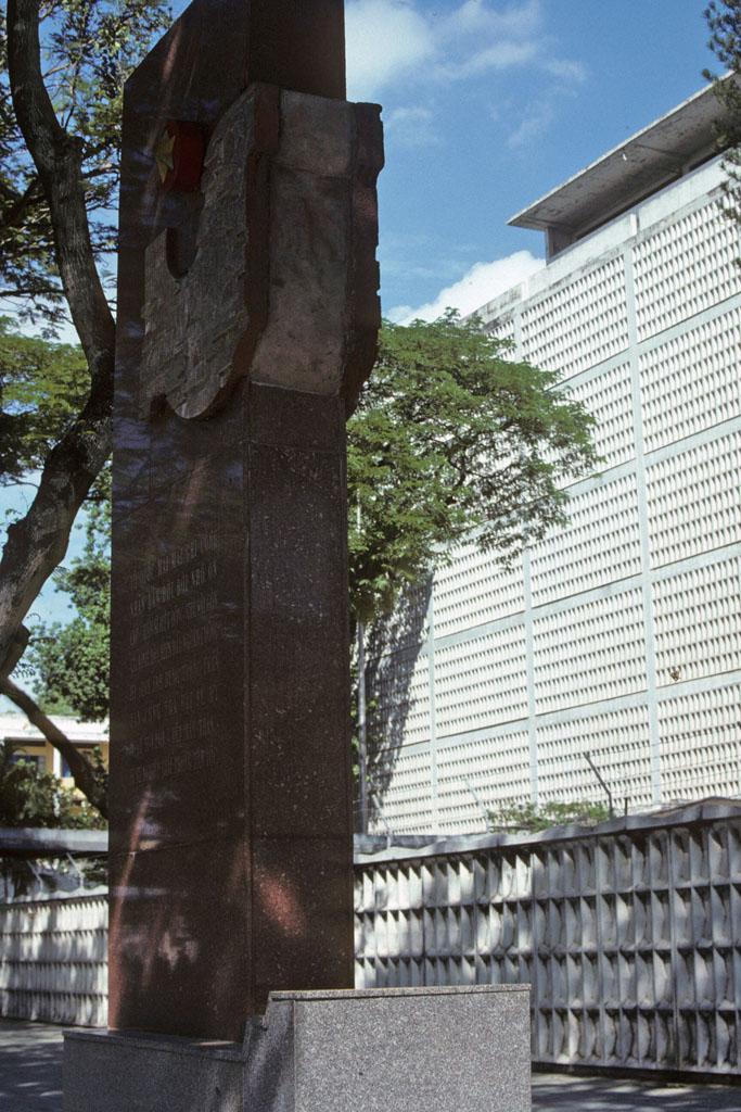 <img typeof="foaf:Image" src="http://statelibrarync.org/learnnc/sites/default/files/images/vietnam_165.jpg" width="683" height="1024" alt="Stone monument, U.S. crimes in Vietnam War, Saigon" title="Stone monument, U.S. crimes in Vietnam War, Saigon" />
