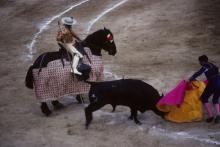 <img typeof="foaf:Image" src="http://statelibrarync.org/learnnc/sites/default/files/images/ecuador_059.jpg" width="1024" height="682" alt="Bullfight in Cartagena, Colombia" title="Bullfight in Cartagena, Colombia" />