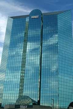 BB&T Tower, downtown Winston-Salem, 2006. Image courtesy of Brian Leon.
