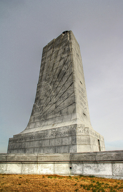 "Wright Brother's Memorial 2" by Flickr user Serithian.
