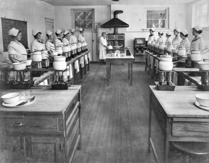 Kitchen of the Cary Public and Farm-Life School, ca. 1916. Courtesy of North Carolina Office of Archives and History, Raleigh.