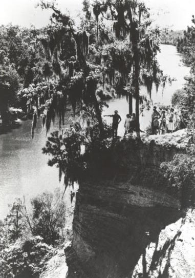 "The Way They Were," black and white photograph of Cliffs of Neuse, prior to 1964. Used courtesy of the N.C. Division of Parks and Recreation.