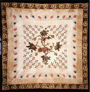 Chintz applique medallion quilt, made by Elizabeth Heritage Cobb, ca. 1803-1820, Lenoir County, N.C. From the collections of the North Carolina Museum of History, used courtesy of the North Carolina Department of Cultural Resources. 