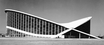 Dorton Arena shortly after its completion in 1953. Courtesy of North Carolina Office of Archives and History, Raleigh.