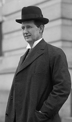 Photograph of Edwin Yates Webb, between 1911 and 1917. Image from the Library of Congress.