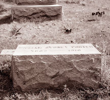 Grave of William Sydney Porter (O. Henry), b.1862, d.1910. Grave is in Riverside Cemetery, Asheville, NC. Photo taken 28 August 1954 by Dorthy Phillips. From the General Negative Collection, North Carolina State Archives, call #:  N_54_8_4. 