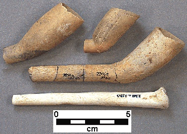 Common artifacts: clay pipe fragments