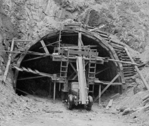 Blue Ridge Parkway tunnel construction