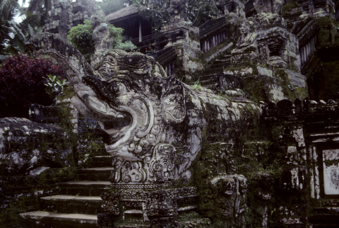 Stairs up to first gate Pura Kehen