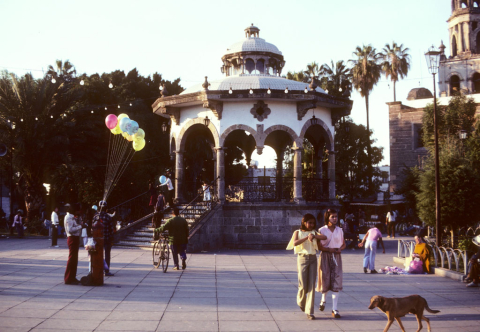 Public plaza in Tlaquepaque, Mexico