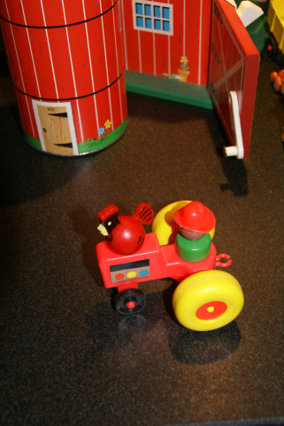 Toy tractor